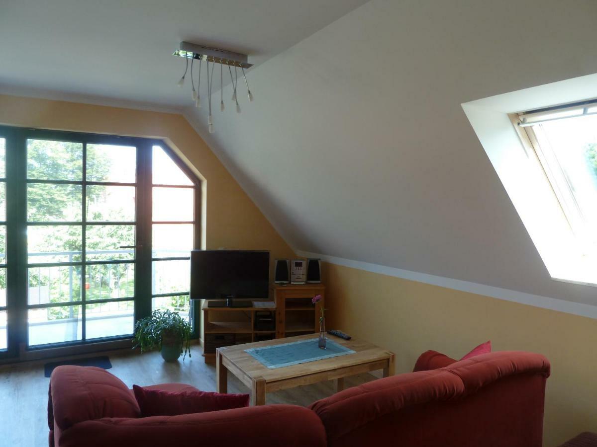 Ferienwohnung Thum วุสโทรว์ ภายนอก รูปภาพ